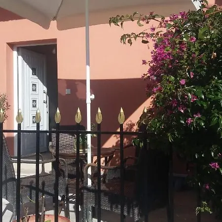 Holiday home Kostas House *