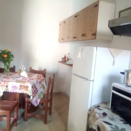 Kostas House Petrití